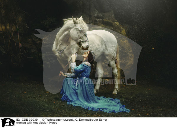 woman with Andalusian Horse / CDE-02939