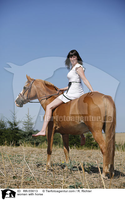 woman with horse / RR-55613