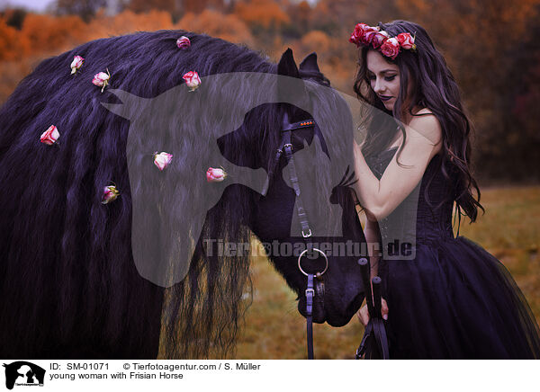 junge Frau mit Friesen / young woman with Frisian Horse / SM-01071