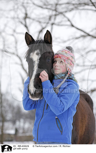 girl with pony / RR-49929