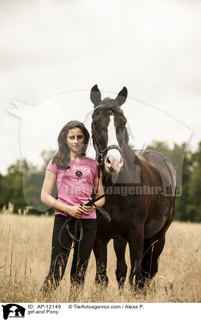 girl and Pony / AP-12149