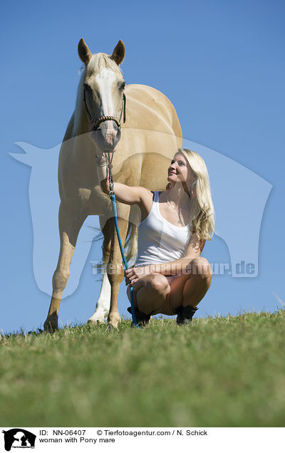 woman with Pony mare / NN-06407