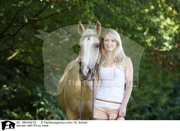 woman with Pony mare / NN-06415