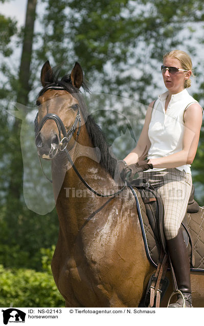 horsewoman / NS-02143