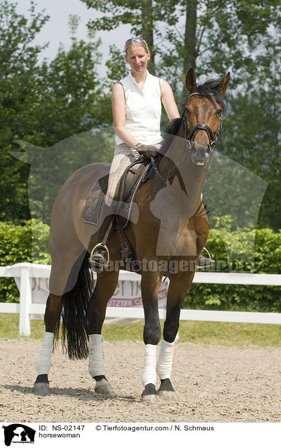 horsewoman / NS-02147