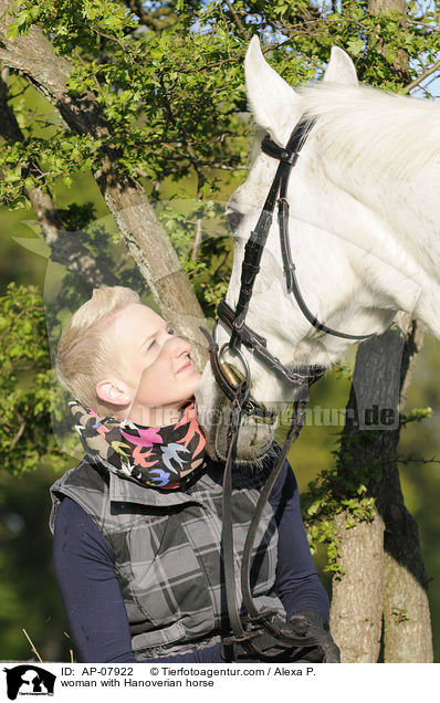 woman with Hanoverian horse / AP-07922