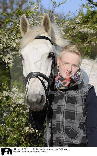 woman with Hanoverian horse / AP-07924