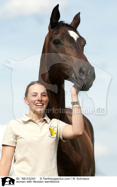 woman with Hessian warmblood / NS-03240