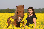 woman and Icelandic horse