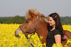 woman and Icelandic horse