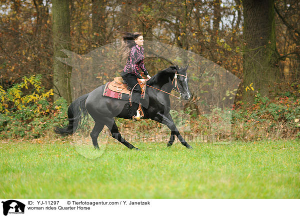 woman rides Quarter Horse / YJ-11297