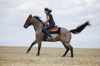 western riding horsewoman