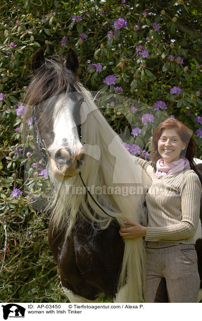 woman with Irish Tinker / AP-03450