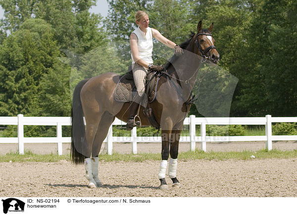 horsewoman / NS-02194