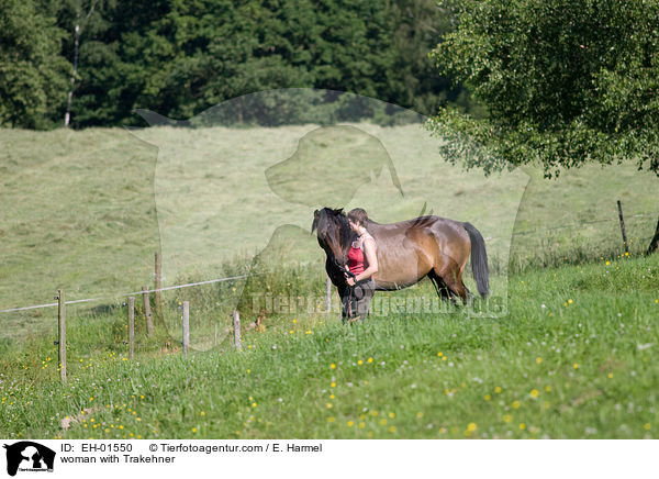 woman with Trakehner / EH-01550