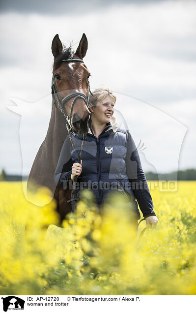 Frau und Traber / woman and trotter / AP-12720