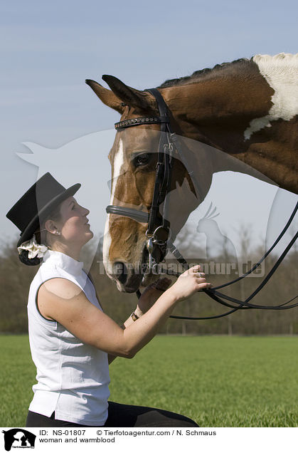 woman and warmblood / NS-01807