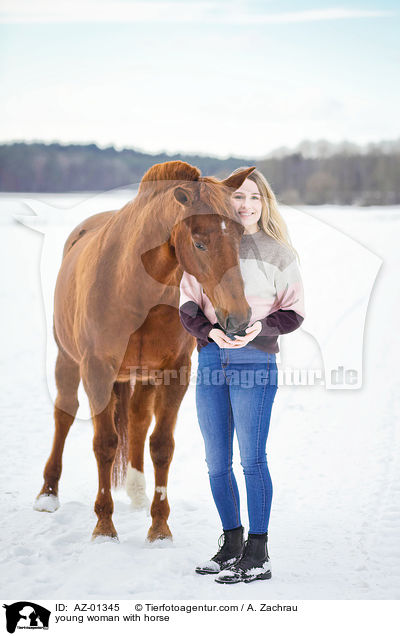 junge Frau mit Pferd / young woman with horse / AZ-01345