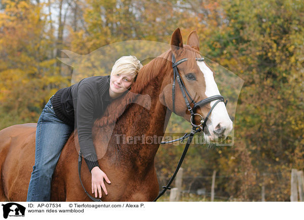 woman rides warmblood / AP-07534