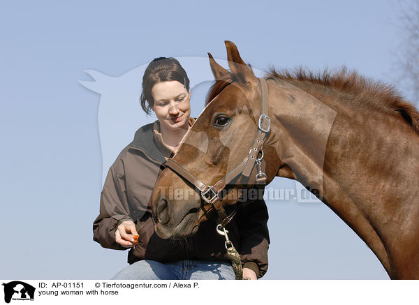 young woman with horse / AP-01151
