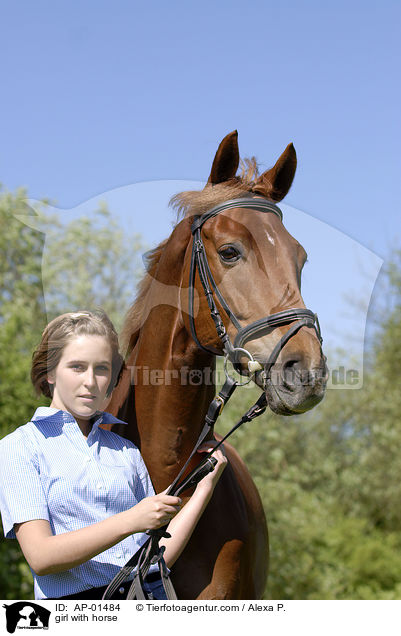 girl with horse / AP-01484