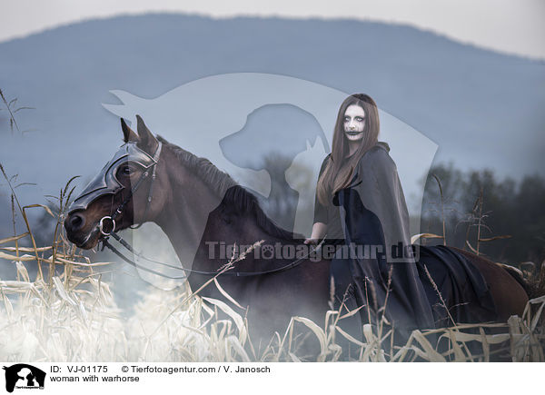 Frau mit Kriegspferd / woman with warhorse / VJ-01175